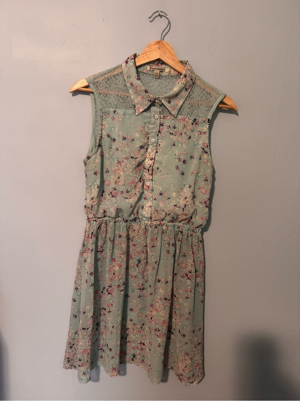 Lucca Couture Mint Floral Sleeveless Button-Front Dress